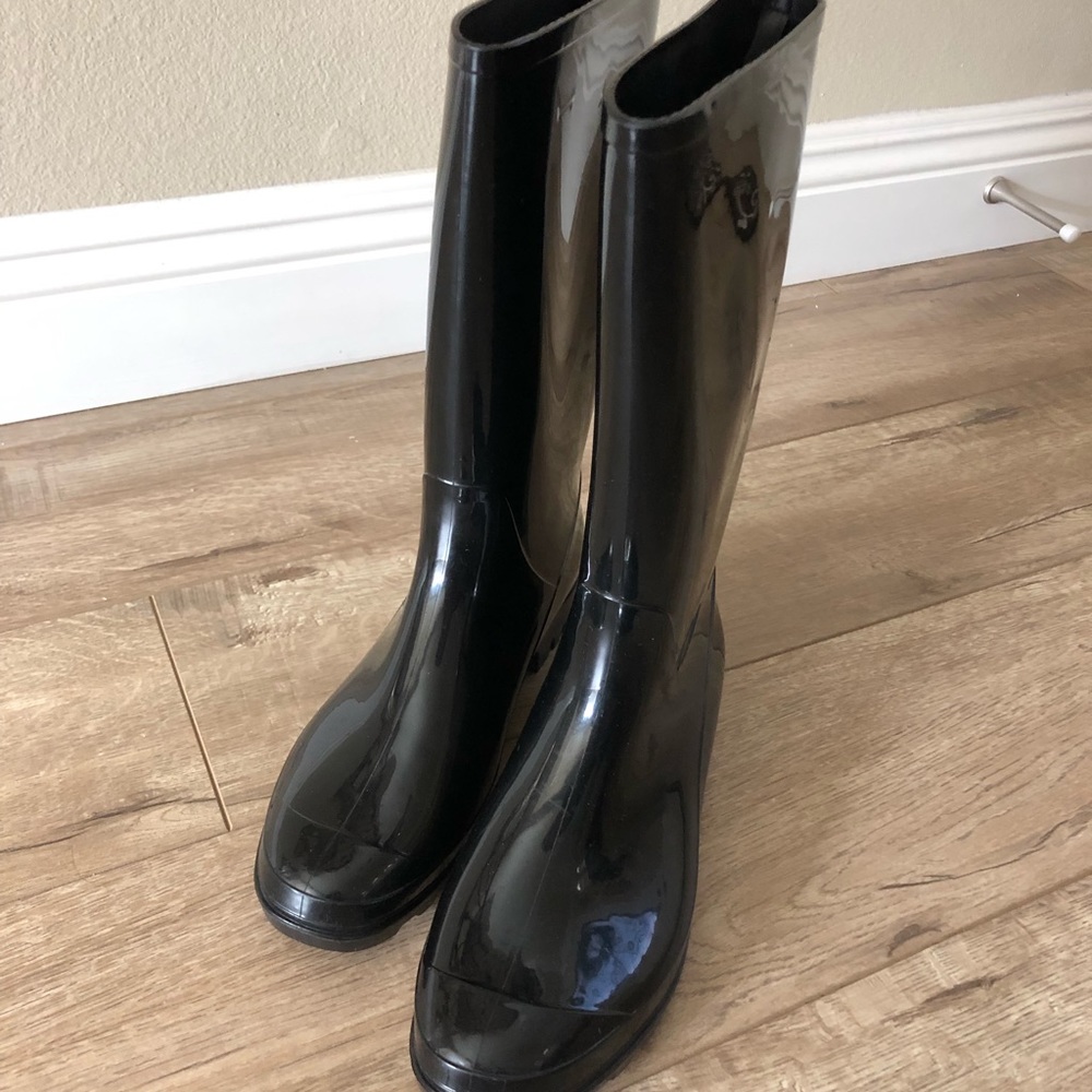 Women Classic Black Rain Boots Size 8